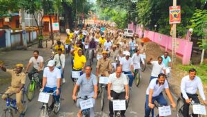 भदोही में मेजर ध्यानचंद के जन्म दिवस पर निकली साइकिल यात्रा