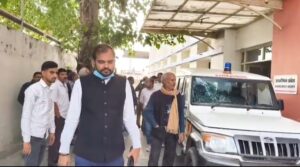 भदोही में डाइंग प्लांट की जहरीली गैस से तीन की मौत
एक की हालत नाजुक निजी अस्पताल में चल रहा ईलाज