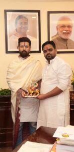 मुख्यमंत्री योगी से चिराग़ पासवान ने भदोही के लिए माँगा मेडिकल कॉलेज